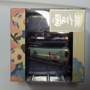 Alice in Wonderland Salt and Pepper Set